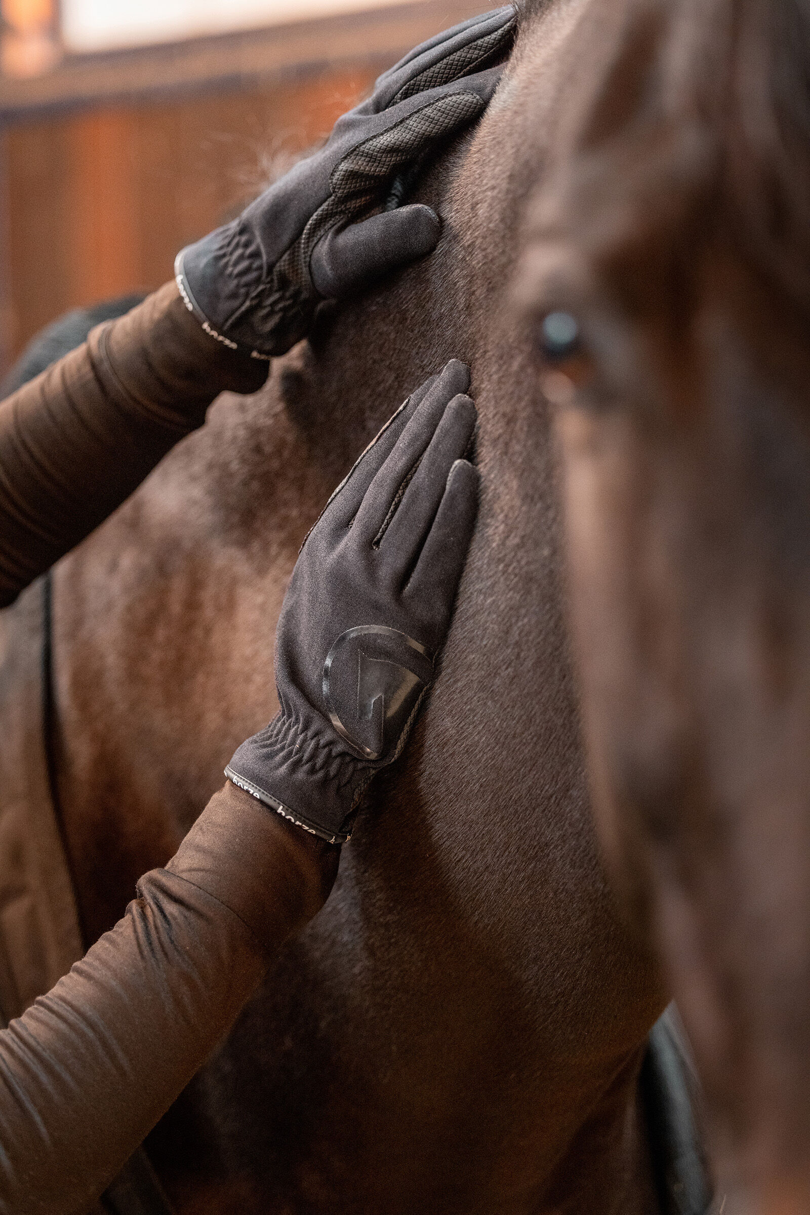 Womens horse riding gloves 2025