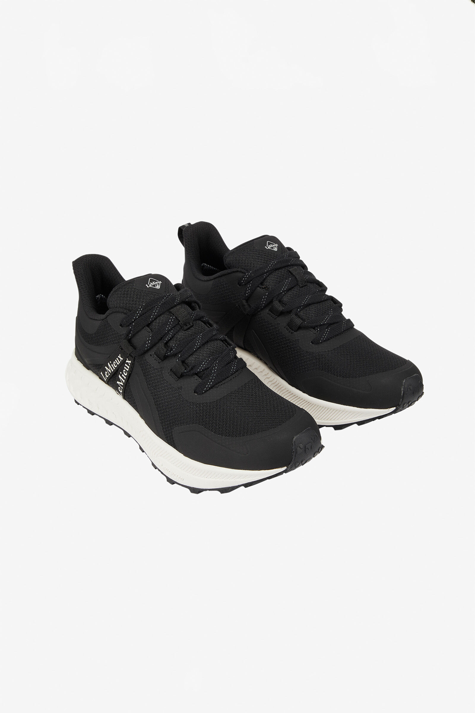 Waterproof trainers shop