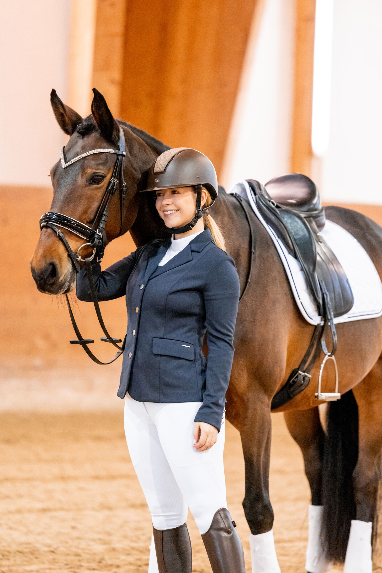Mesh horse new arrivals show jacket