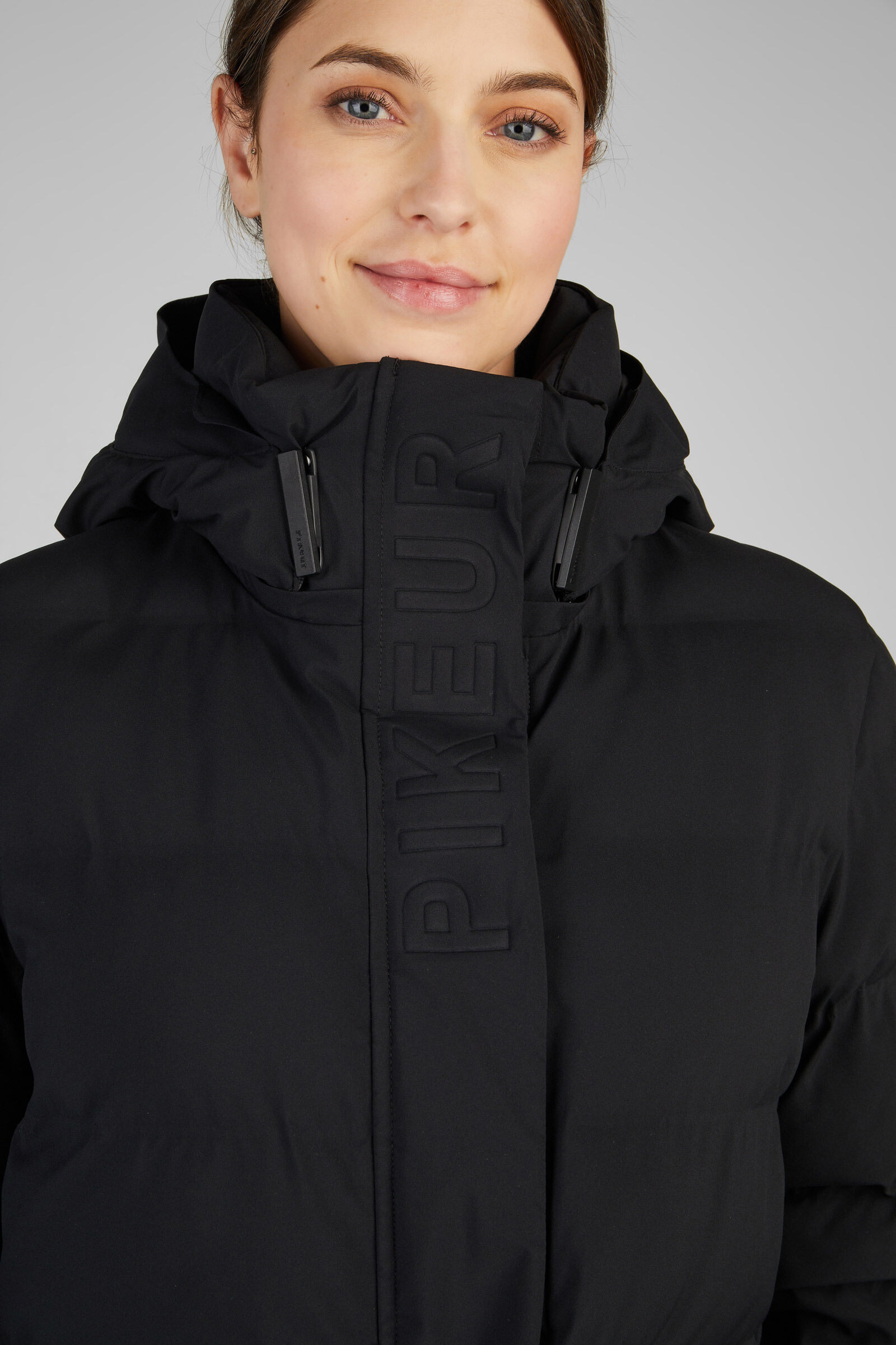 Buy Pikeur Athleisure Raincoat horze.eu
