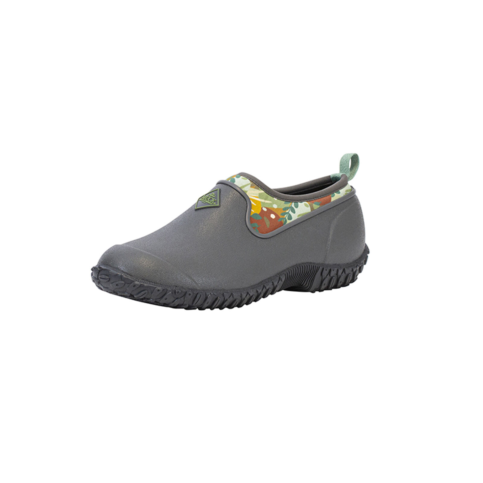 Womens low new arrivals muck boots