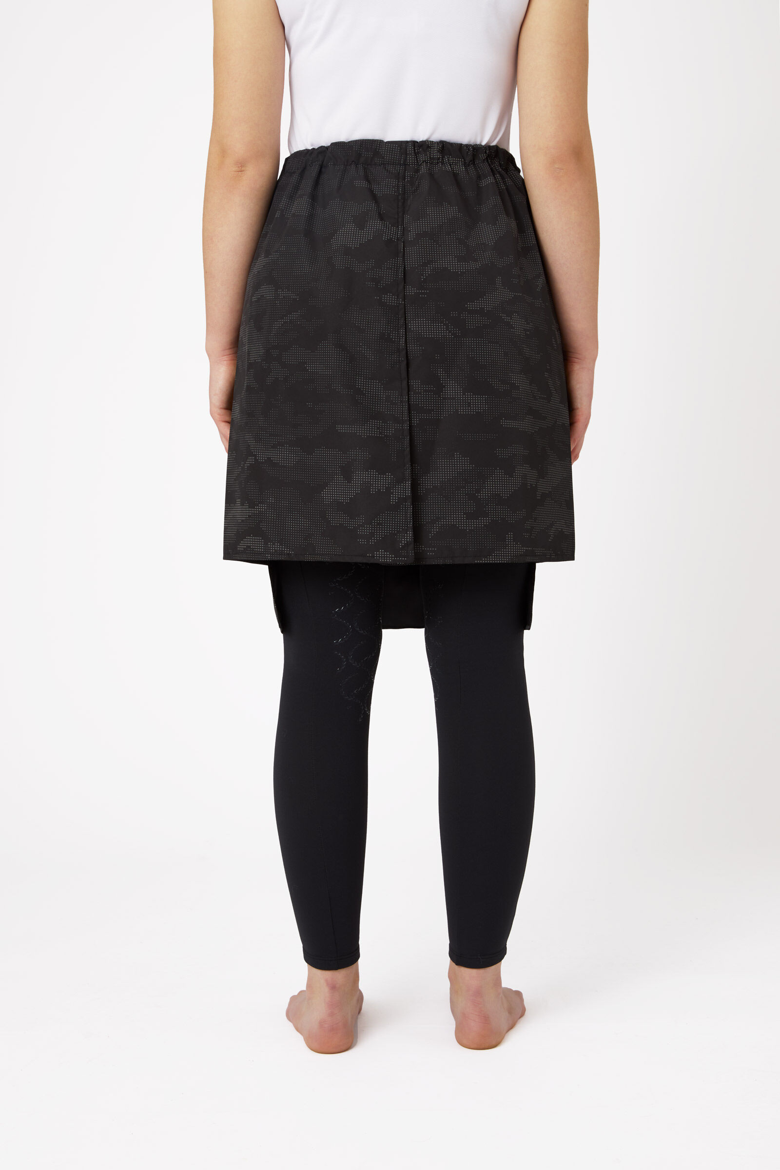 Camo skirt best sale with black tights