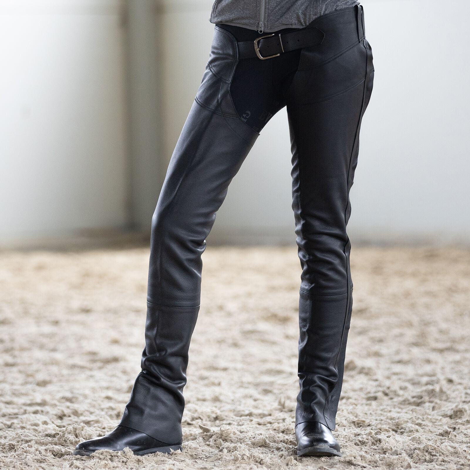 Buy Horze Blake Leather Full Chaps horze.eu