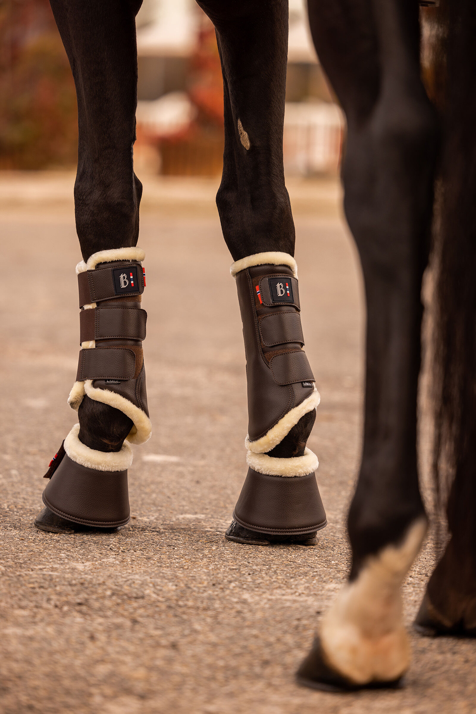 Horze brushing hotsell boots