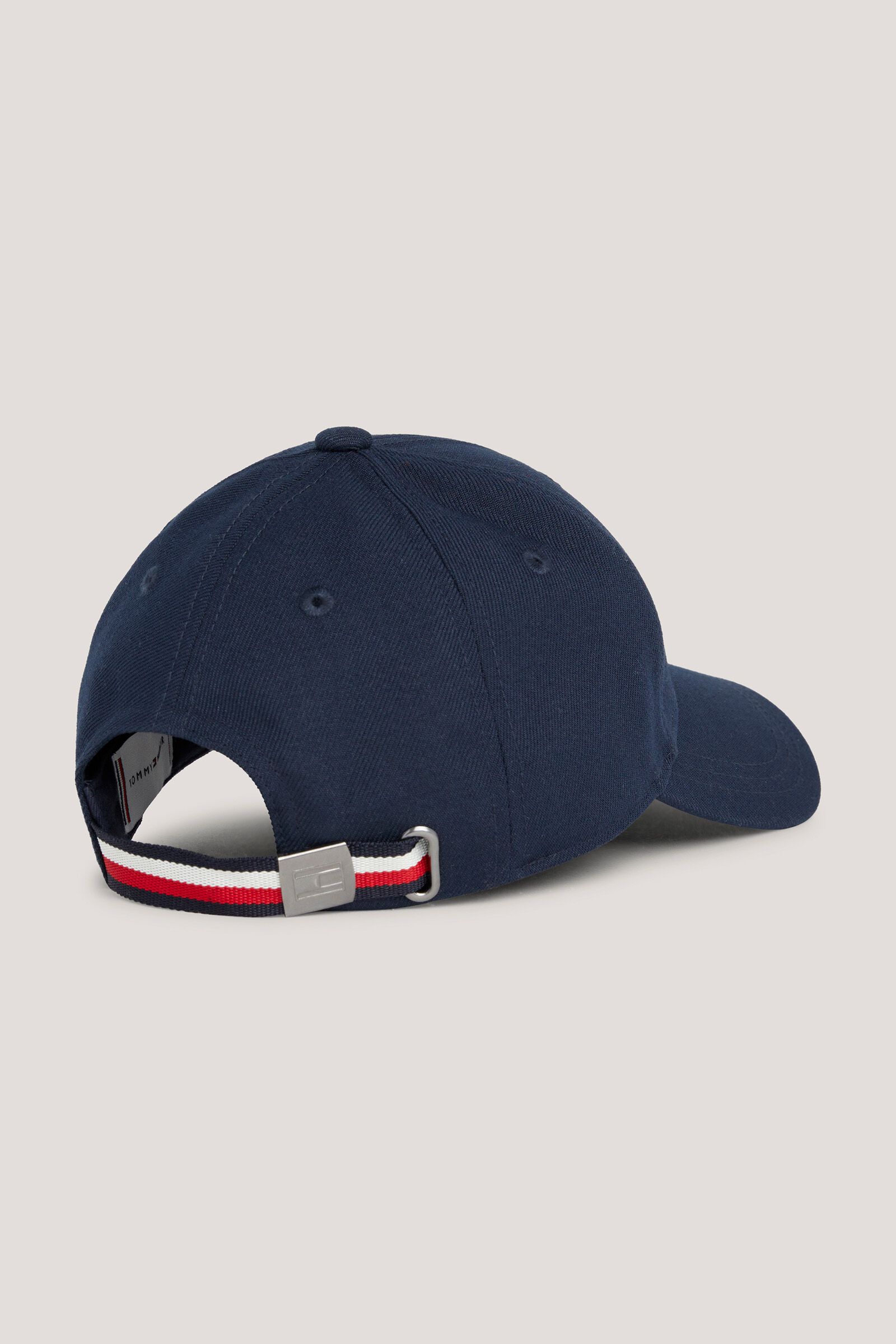 Buy Tommy Hilfiger Equestrian Montreal Water Repellent Flag Logo Cap horze.eu