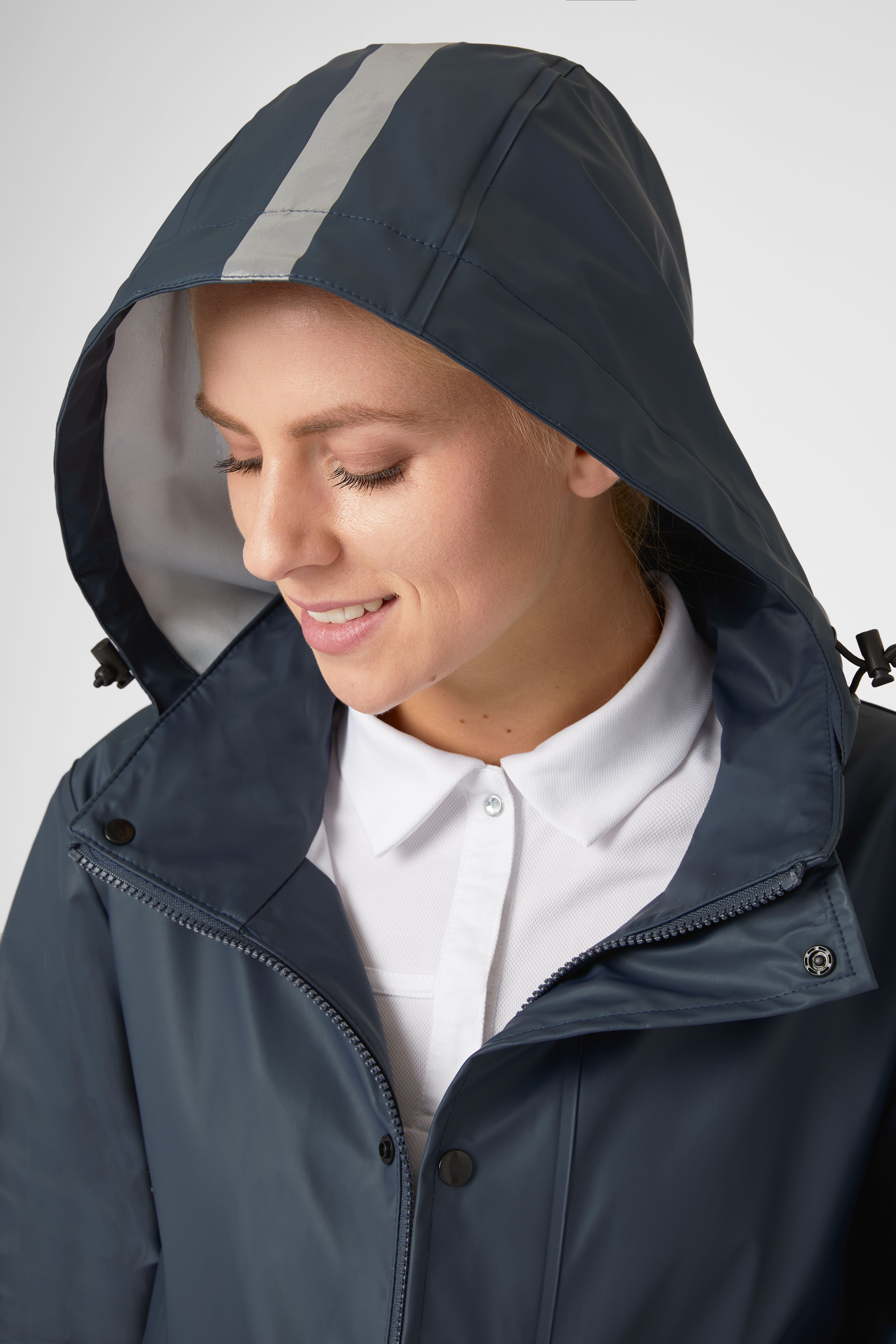 Women's long raincoat with hood online
