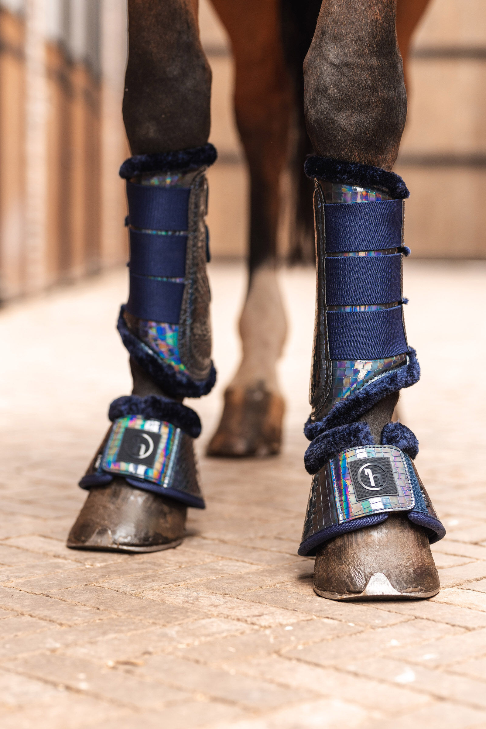 Buy Horze Ice Water Hologram Bell Boots horze.eu