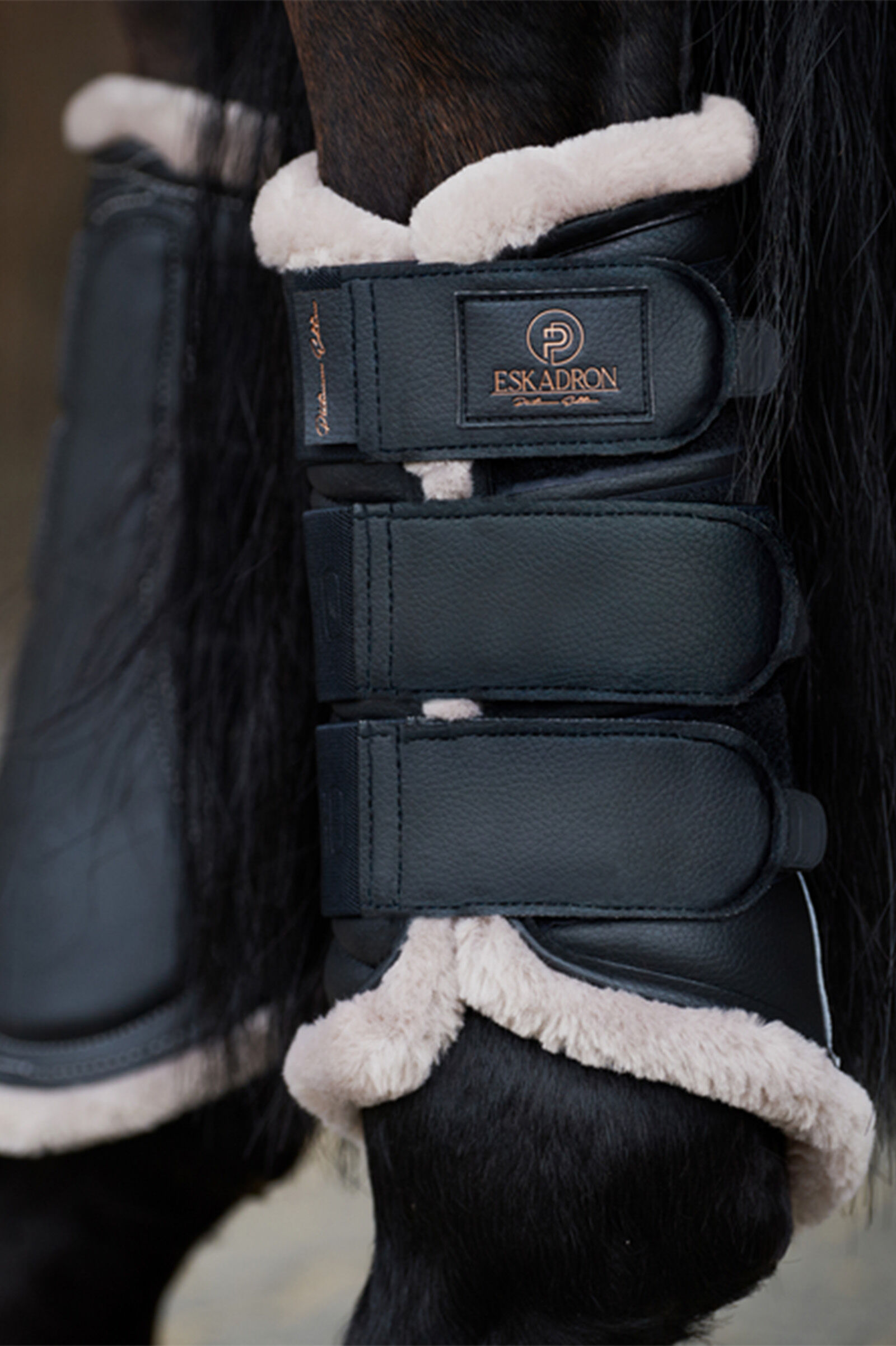 Buy Eskadron Platinum 23 Faux Leather Faux Fur Tendon Boots horze.eu