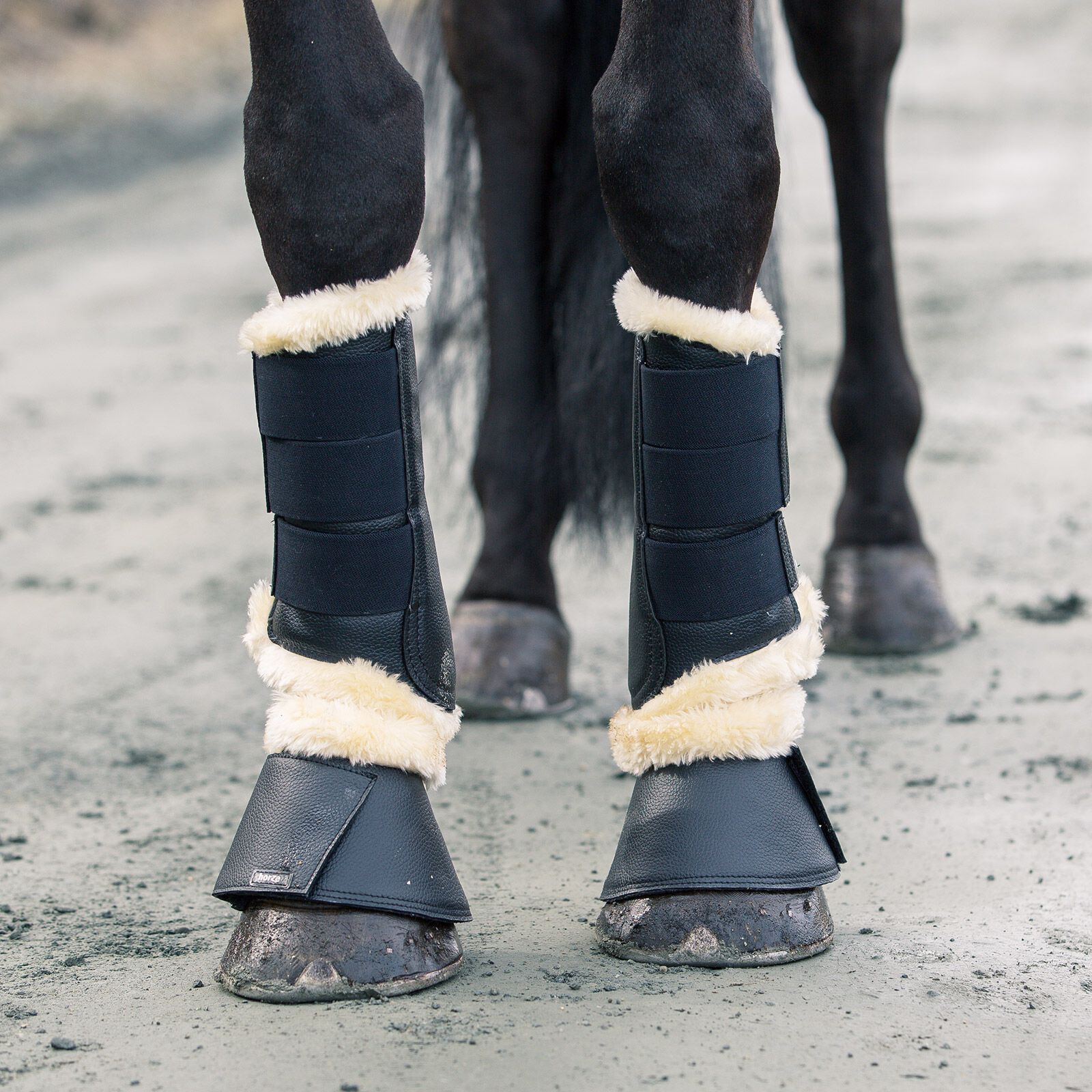Horze over hotsell reach boots