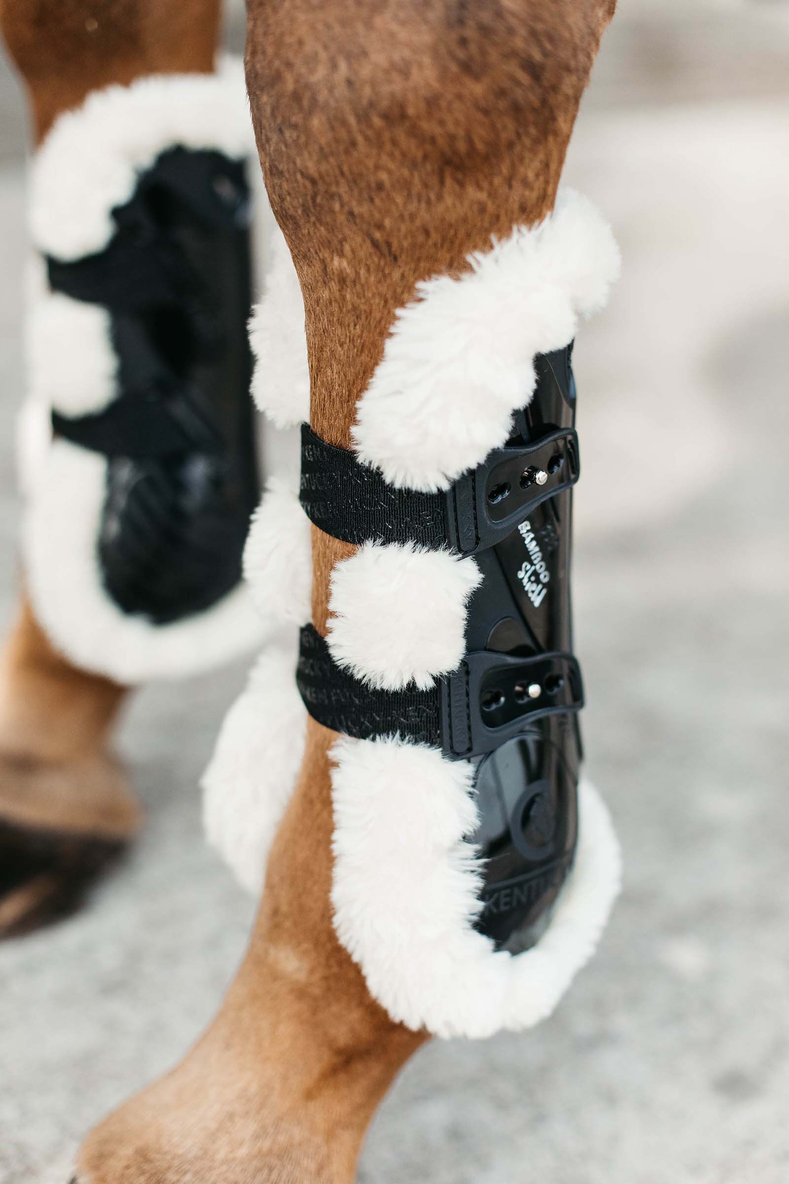 Fluffy sales tendon boots