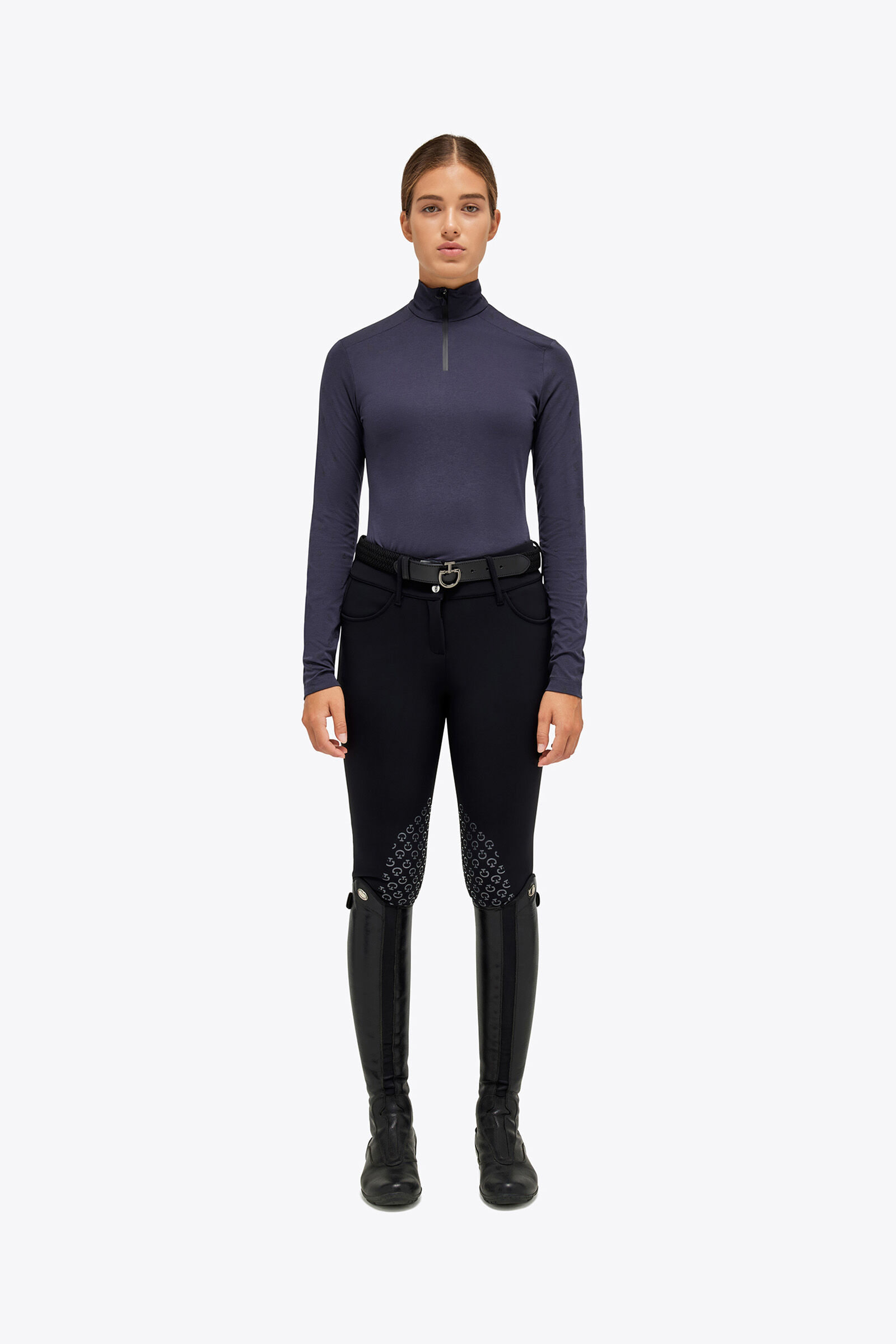 Half outlet zip turtleneck